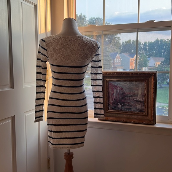 Abercrombie & Fitch Dress - Picture 2 of 3